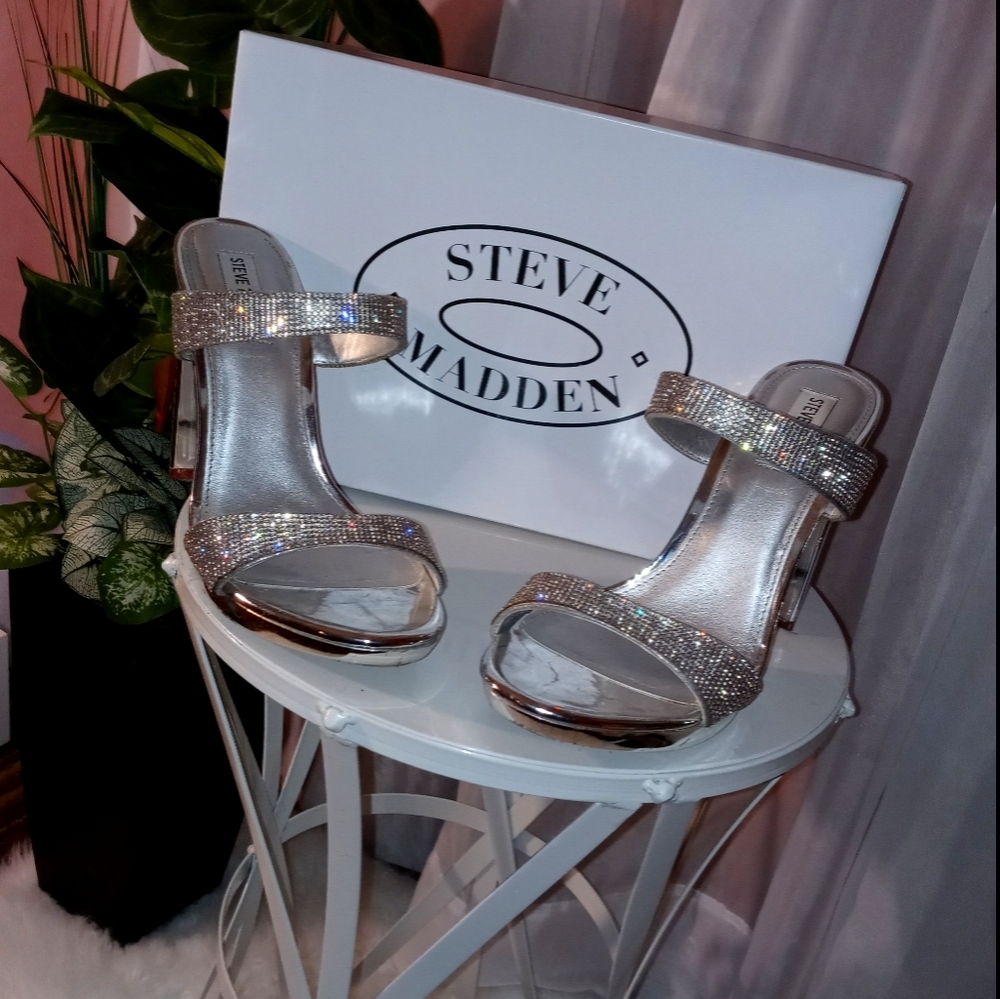 Steve Madden Women Slides